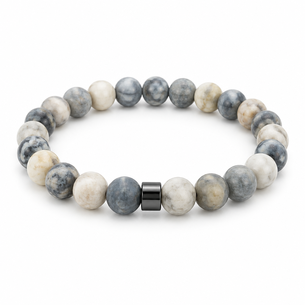 Bransoletka szaro-kremowa z ciemna przetylka, produkt na bialym tle