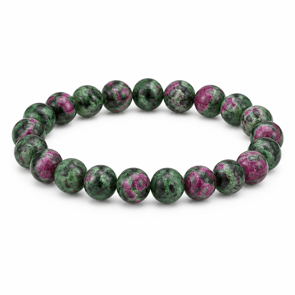 Bransoletka z rubinu w zoizycie, produkt na bialym tle